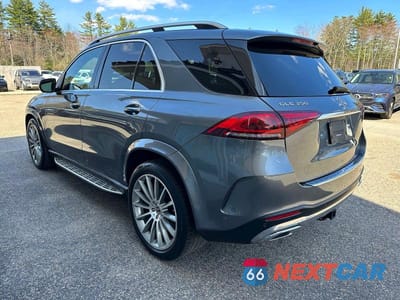 Trzecie zdjęcie samochodu z tyłu: 2022 MERCEDES-BENZ GLE 350 4MATIC VIN:4JGFB4KB2NA729477 - miniatura