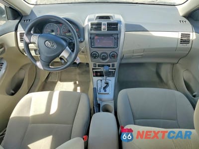 Zdjęcie 8 z 12 samochodu: 2013 TOYOTA COROLLA LE VIN:2T1BU4EEXDC084672 - miniatura