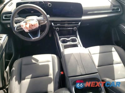 Zdjęcie 8 z 13 samochodu: 2025 CHEVROLET TRAVERSE LT VIN:1GNEVGRS2SJ146859 - miniatura
