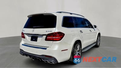 Czwarte zdjęcie samochodu z boku: 2018 MERCEDES-BENZ GLS 63 AMG 4MATIC VIN:4JGDF7FE6JB144424 - miniatura