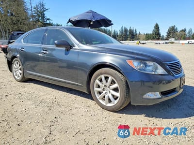 Czwarte zdjęcie samochodu z boku: 2007 LEXUS LS 460 BASE VIN:JTHBL46F975018771 - miniatura