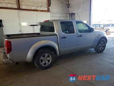 Trzecie zdjęcie samochodu z tyłu: 2010 NISSAN FRONTIER SE V6 VIN:1N6AD0ERXAC406641 - miniatura