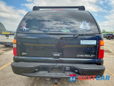 Zdjęcie 6 z 13 samochodu: 2003 CHEVROLET SUBURBAN K1500 VIN:3GNFK16Z23G289826 - miniatura