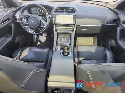 Zdjęcie 8 z 12 samochodu: 2018 JAGUAR F-PACE S VIN:SADCM2FV1JA285789 - miniatura