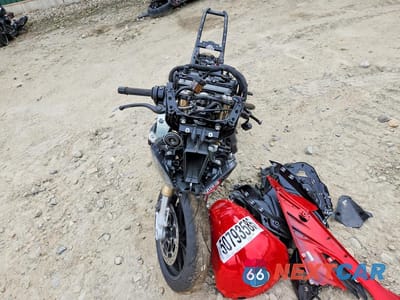 Drugie zdjęcie samochodu z przodu: 2024 BMW S 1000 RR VIN:WB10E6309R6J83504 - miniatura