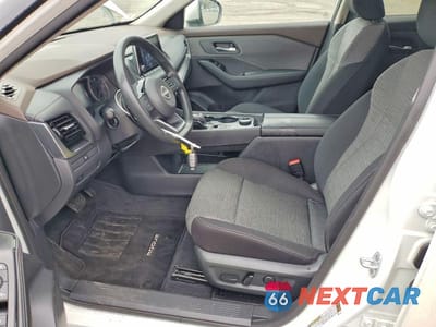 Zdjęcie 7 z 14 samochodu: 2022 NISSAN ROGUE SV VIN:5N1BT3BB9NC724061 - miniatura