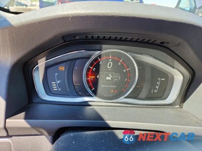 Zdjęcie 9 z 12 samochodu: 2018 VOLVO S60 PLATINUM VIN:LYV402HM2JB173608 - miniatura