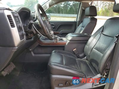 Zdjęcie 7 z 12 samochodu: 2018 GMC SIERRA K1500 SLT VIN:3GTU2NEJ8JG344909 - miniatura