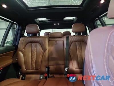 Zdjęcie 10 z 13 samochodu: 2022 BMW X7 M50I VIN:5UXCX6C06N9K34670 - miniatura