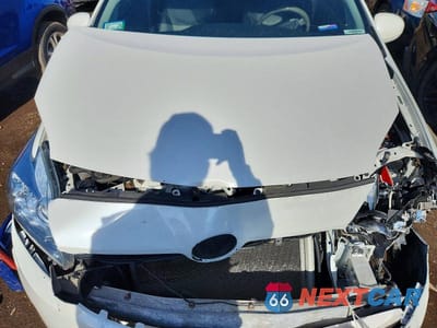 Zdjęcie 11 z 12 samochodu: 2010 TOYOTA PRIUS V VIN:JTDKN3DUXA0168223 - miniatura