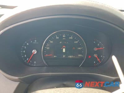 Zdjęcie 9 z 13 samochodu: 2017 KIA SORENTO EX V6 VIN:5XYPH4A55HG316752 - miniatura