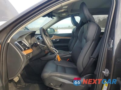 Zdjęcie 7 z 12 samochodu: 2025 VOLVO XC90 PLUS VIN:YV4M12PE6S1330683 - miniatura