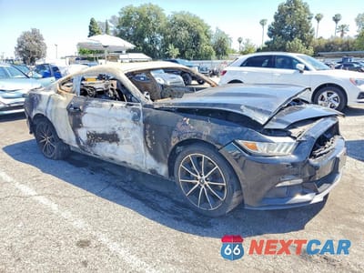 Czwarte zdjęcie samochodu z boku: 2016 FORD MUSTANG VIN:1FA6P8TH8G5295261 - miniatura