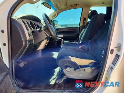 Zdjęcie 7 z 12 samochodu: 2008 TOYOTA TUNDRA GRADE VIN:5TFRU54108X013572 - miniatura