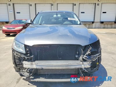 Piąte zdjęcie samochodu w środku: 2016 AUDI Q5 PREMIUM VIN:WA1C2AFP8GA060382 - miniatura
