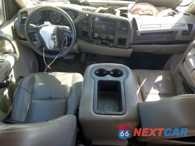 Zdjęcie 8 z 12 samochodu: 2009 CHEVROLET SILVERADO K1500 VIN:1GCEK19C99Z150488 - miniatura