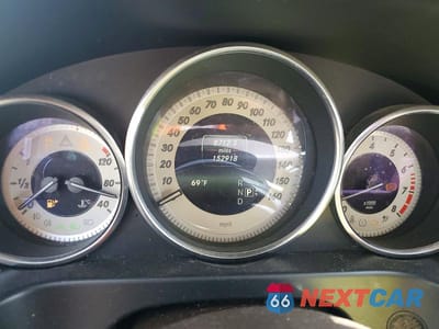 Zdjęcie 9 z 11 samochodu: 2014 MERCEDES-BENZ E 350 VIN:WDDHF5KBXEB016365 - miniatura