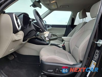 Zdjęcie 7 z 12 samochodu: 2021 KIA SOUL S VIN:KNDJ23AU0M7763912 - miniatura