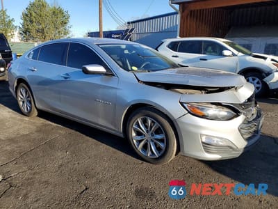 Czwarte zdjęcie samochodu z boku: 2019 CHEVROLET MALIBU LT VIN:1G1ZD5ST4KF178101 - miniatura