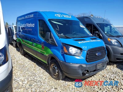 Czwarte zdjęcie samochodu z boku: 2019 FORD TRANSIT T-250 VIN:1FTYR2CM8KKB46544 - miniatura
