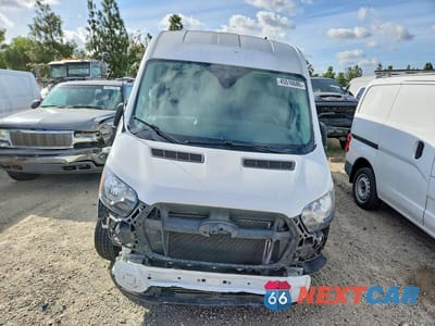 Piąte zdjęcie samochodu w środku: 2020 FORD TRANSIT 350 UTILITY / SERVICE VAN VIN:1FTBW9CG6LKB78248 - miniatura