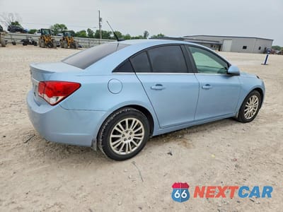 Trzecie zdjęcie samochodu z tyłu: 2012 CHEVROLET CRUZE ECO VIN:1G1PK5SCXC7152207 - miniatura