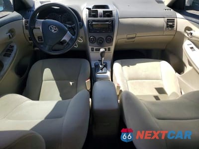 Zdjęcie 8 z 12 samochodu: 2012 TOYOTA COROLLA LE VIN:5YFBU4EEXCP074125 - miniatura