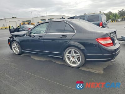 Drugie zdjęcie samochodu z przodu: 2011 MERCEDES-BENZ C 300 VIN:WDDGF5EB1BR134508 - miniatura