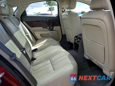 Zdjęcie 10 z 12 samochodu: 2014 JAGUAR XJ VIN:SAJWA1CZ7E8V74354 - miniatura