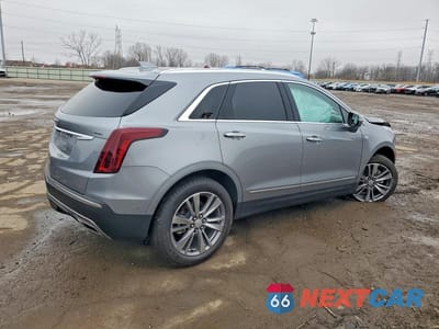 Trzecie zdjęcie samochodu z tyłu: 2025 CADILLAC XT5 PREMIUM LUXURY VIN:1GYKNDRS4SZ125307 - miniatura