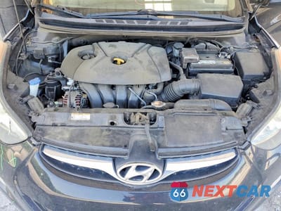 Zdjęcie 11 z 12 samochodu: 2012 HYUNDAI ELANTRA GLS VIN:5NPDH4AE0CH151178 - miniatura