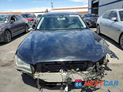 Piąte zdjęcie samochodu w środku: 2011 AUDI A8 L QUATTRO VIN:WAURVAFD0BN010541 - miniatura