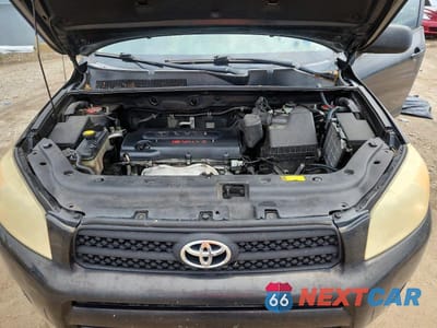 Zdjęcie 12 z 13 samochodu: 2006 TOYOTA RAV4 BASE VIN:JTMZD33V465020493 - miniatura