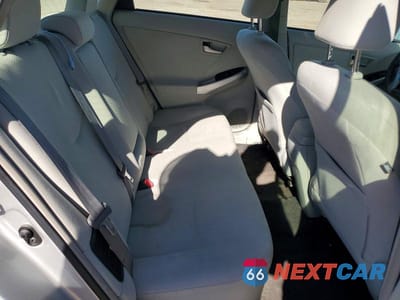 Zdjęcie 10 z 12 samochodu: 2013 TOYOTA PRIUS TWO VIN:JTDKN3DU2D0339079 - miniatura