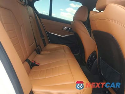 Zdjęcie 10 z 12 samochodu: 2021 BMW 330I VIN:3MW5R1J0XM8C08430 - miniatura
