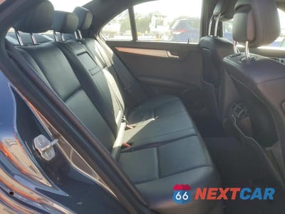 Zdjęcie 10 z 12 samochodu: 2013 MERCEDES-BENZ C 300 4MATIC VIN:WDDGF8AB4DG119541 - miniatura