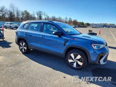Czwarte zdjęcie samochodu z boku: 2025 VOLKSWAGEN TAOS S VIN:3VV8C7B25SM082083 - miniatura