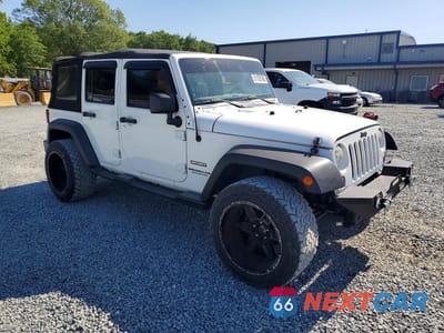 Czwarte zdjęcie samochodu z boku: 2014 JEEP WRANGLER UNLIMITED SPORT VIN:1C4BJWDG6EL159319 - miniatura