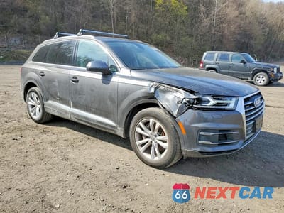 Czwarte zdjęcie samochodu z boku: 2019 AUDI Q7 PREMIUM VIN:WA1AAAF78KD010325 - miniatura