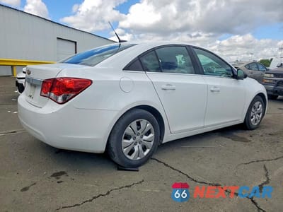 Trzecie zdjęcie samochodu z tyłu: 2012 CHEVROLET CRUZE LS VIN:1G1PC5SH6C7353627 - miniatura