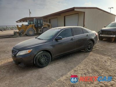 2011 TOYOTA CAMRY LE 4T1BF3EK5BU775307 - główne zdjęcie licytacji z USA - miniatura