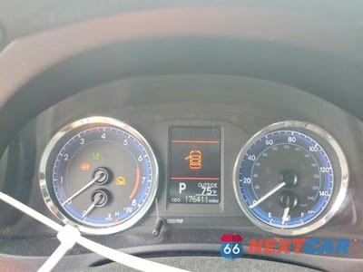 Zdjęcie 9 z 12 samochodu: 2017 TOYOTA COROLLA LE VIN:5YFBURHE4HP697692 - miniatura