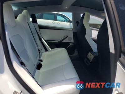 Zdjęcie 10 z 13 samochodu: 2024 TESLA MODEL 3 VIN:5YJ3E1ET7RF773909 - miniatura