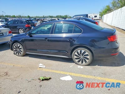 Drugie zdjęcie samochodu z przodu: 2013 VOLKSWAGEN JETTA HYBRID VIN:3VW637AJ9DM220285 - miniatura