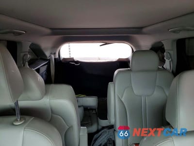 Zdjęcie 10 z 13 samochodu: 2024 KIA SORENTO EX VIN:5XYRH4JF8RG277707 - miniatura
