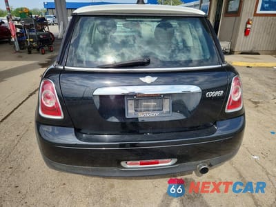 Zdjęcie 6 z 12 samochodu: 2012 MINI COOPER VIN:WMWSU3C50CT259223 - miniatura