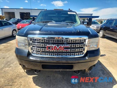 Piąte zdjęcie samochodu w środku: 2011 GMC SIERRA K2500 DENALI VIN:1GT125CG9BF234562 - miniatura