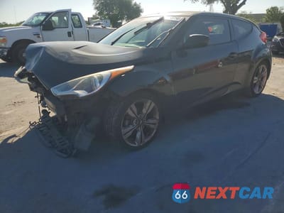 2016 HYUNDAI VELOSTER BASE KMHTC6AD4GU249022 - główne zdjęcie licytacji z USA - miniatura