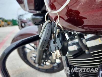 Zdjęcie 8 z 9 samochodu: 2018 HARLEY-DAVIDSON FLHXS STREET GLIDE SPECIAL VIN:1HD1KRC14JB640482 - miniatura