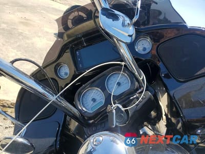 Zdjęcie 7 z 9 samochodu: 2018 HARLEY-DAVIDSON FLTRX ROAD GLIDE VIN:1HD1KHC12JB655931 - miniatura